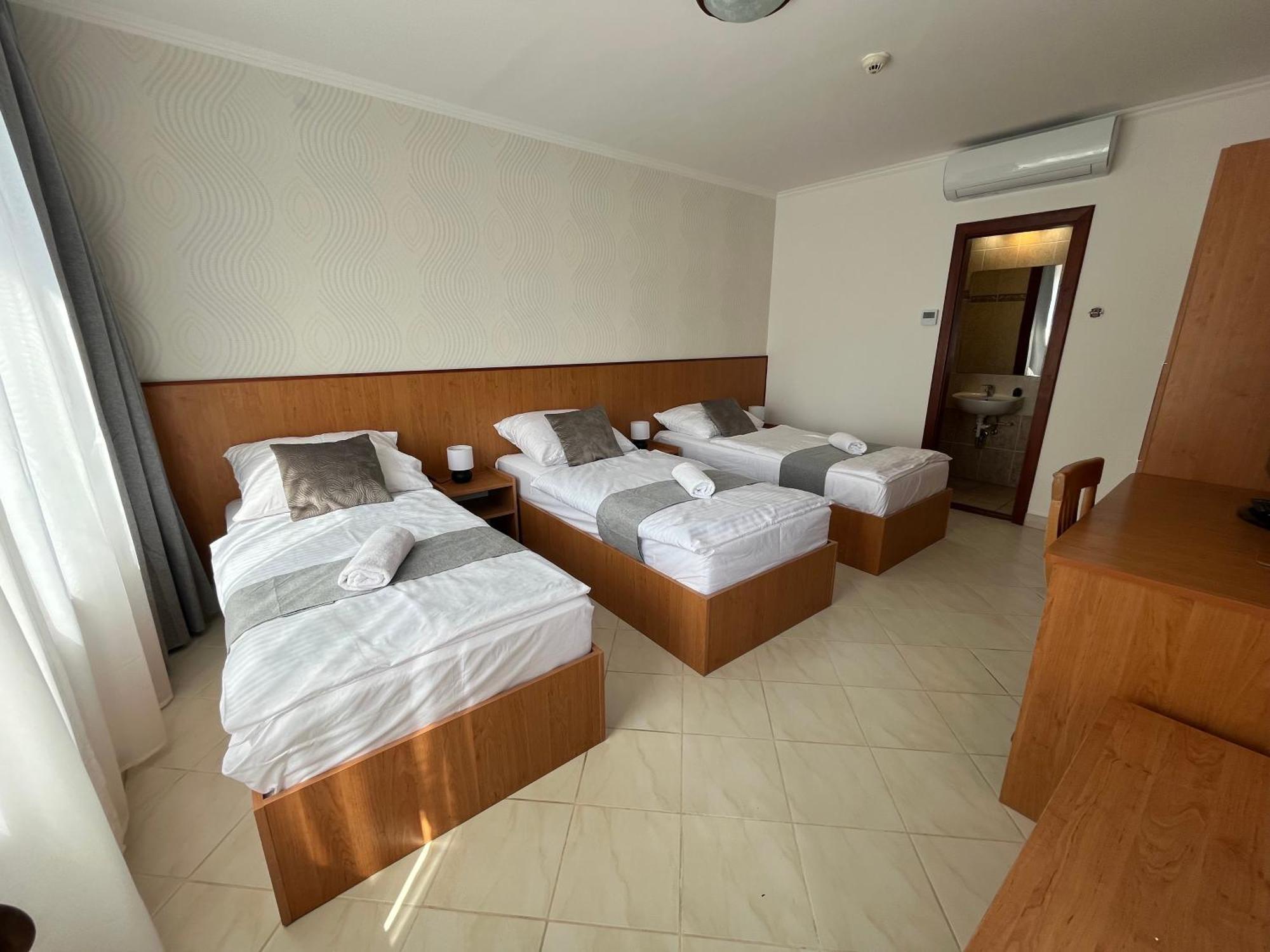 Hegyalja Fogado Bed & Breakfast Sárospatak