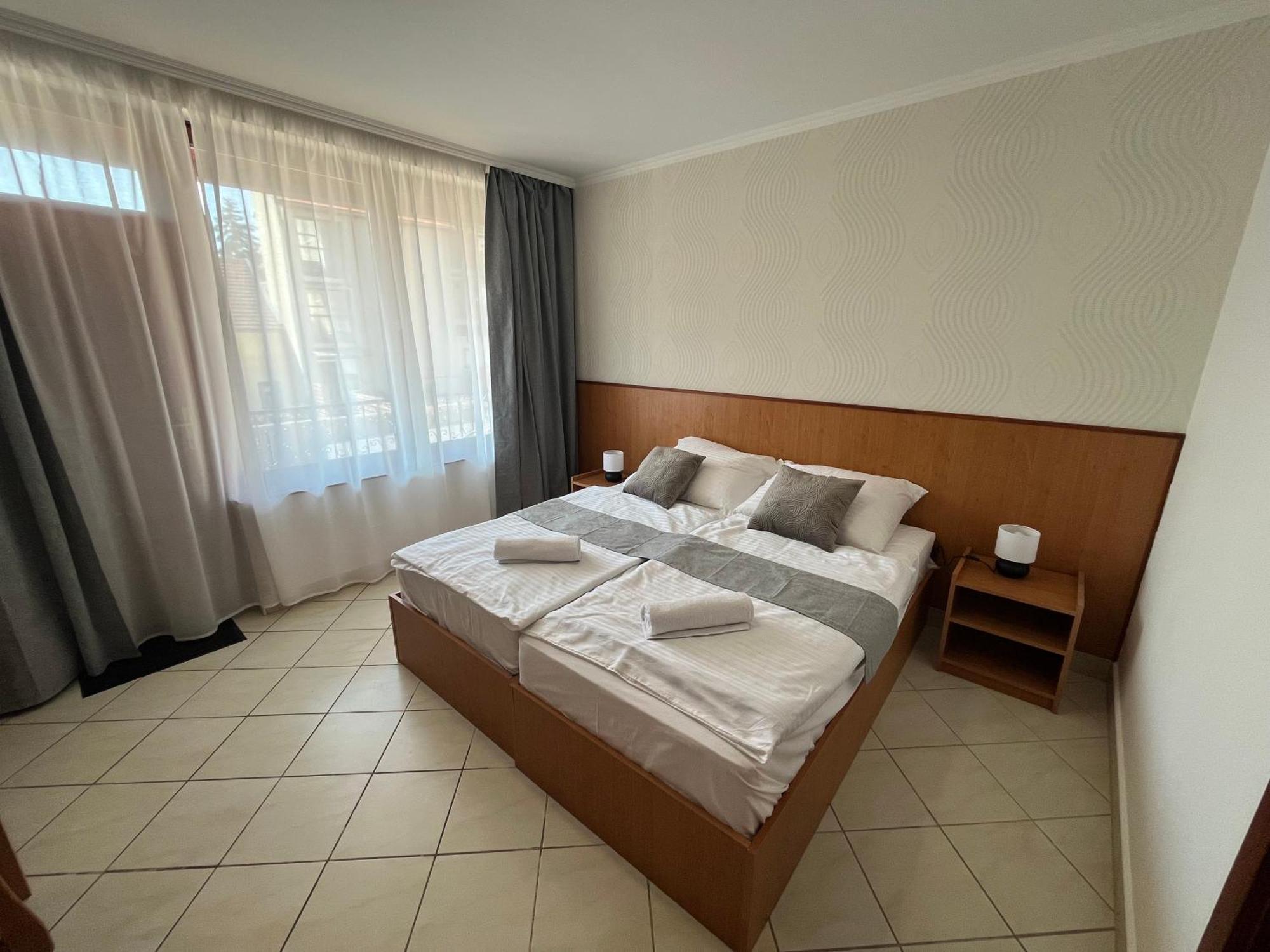 Hegyalja Fogado Bed & Breakfast Sárospatak